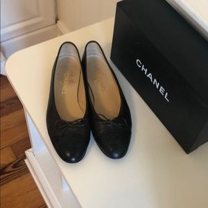 CHANEL Shoes - Authentic Chanel Ballet Flat. 9.5. Great Condition CHANEL Shoes - Authentic Chanel Ballet Flat. 9.5. Great Condition